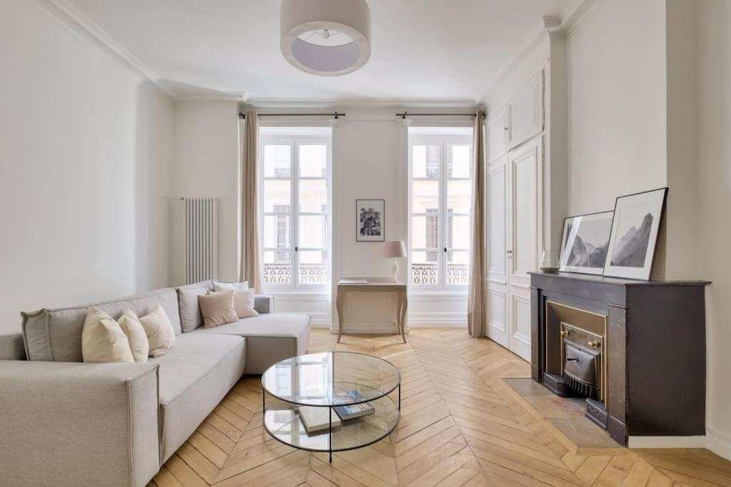 Apartment Renovated 1br Flat Near L Pradel Metro Station Lyon